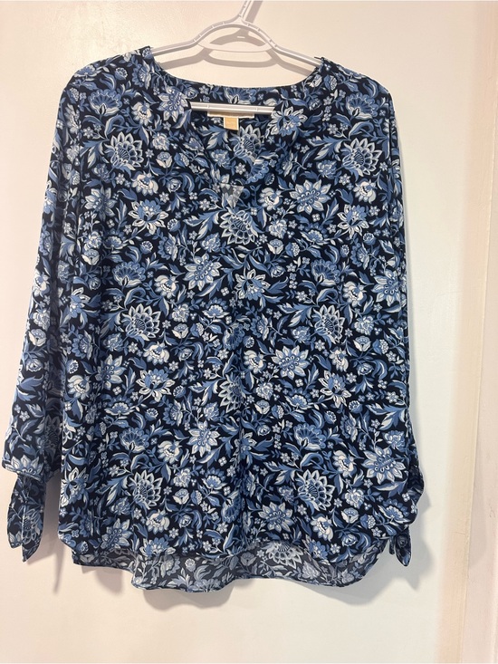 Michael Kors Tops - Relaxed Floral V-Neck Women's Top in Navy Blue